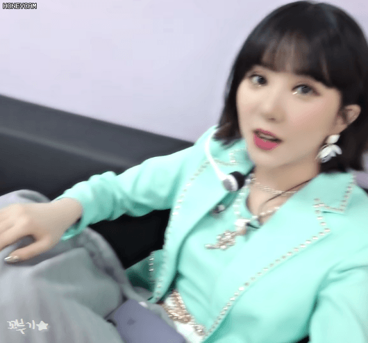 은근히 깜찍이인 듯한 여자친구 은하.jpgif | 인스티즈