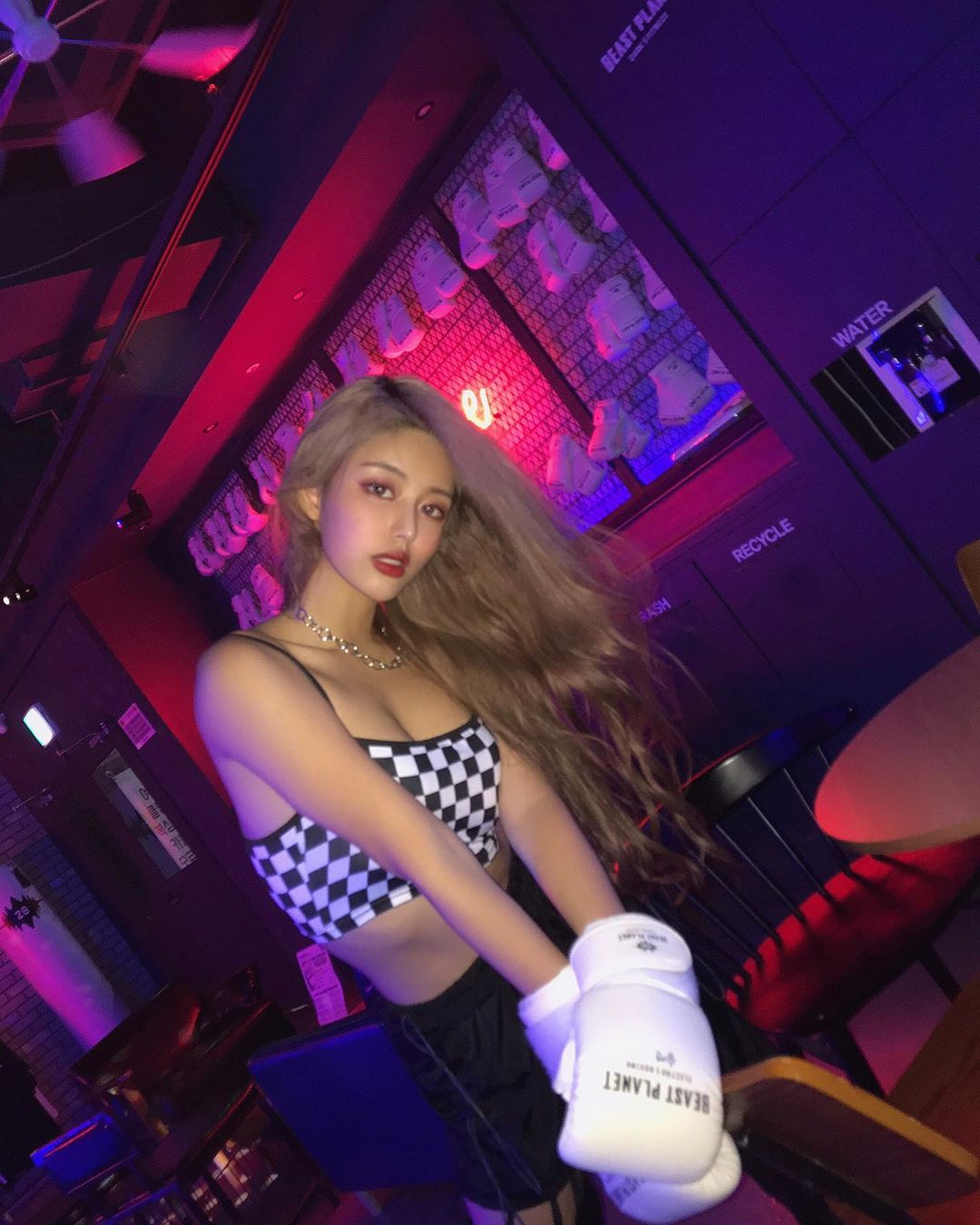 오늘자 피팅모델 정유나 인스타 | 인스티즈