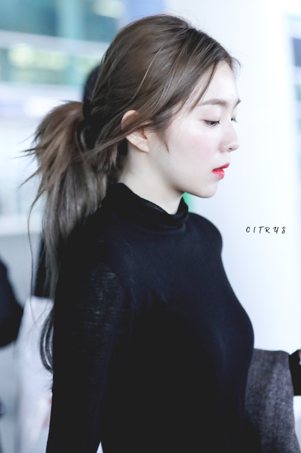 취향저격인 레드벨벳 아이린 목폴라 입었을때.jpg | 인스티즈