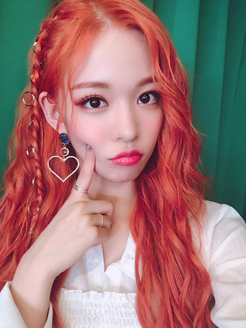 내일 수능보는 프로미스나인 이채영 | 인스티즈