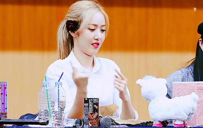 야심한 시간에 보니까 은근히 미인인 듯한 여자친구 신비.jpgif | 인스티즈