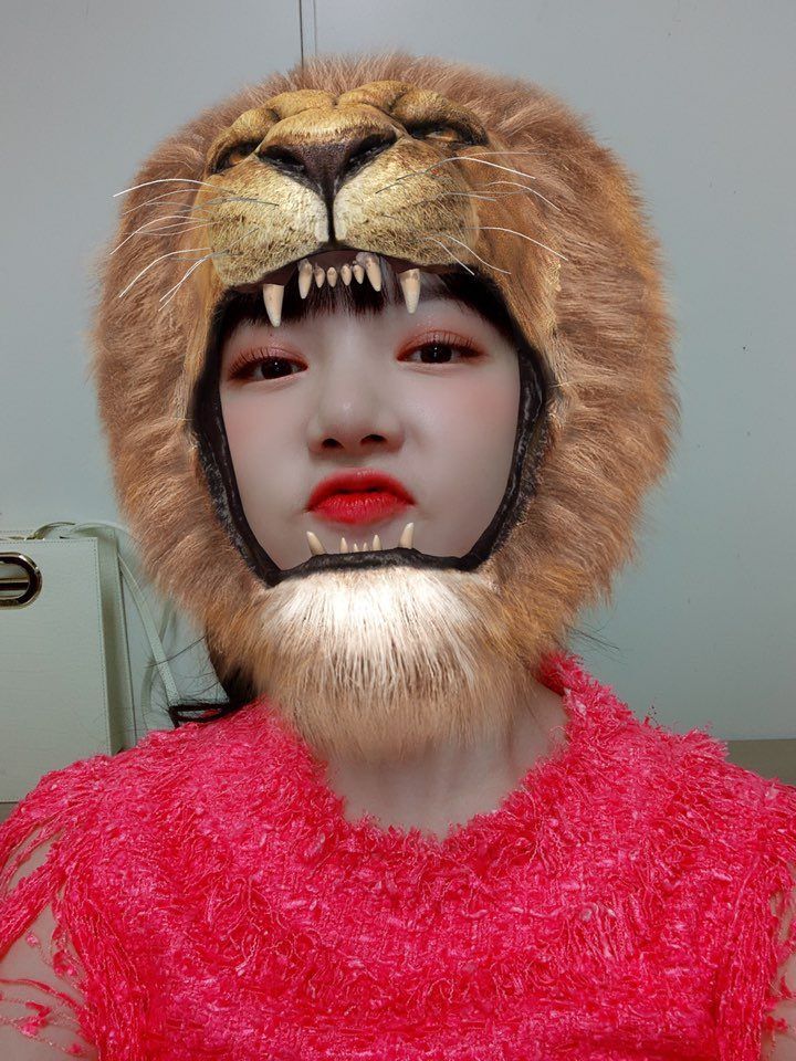 은근히 미인이지만 가끔은 귀여운거 같기도 한 여자친구 예린이.jpgif | 인스티즈