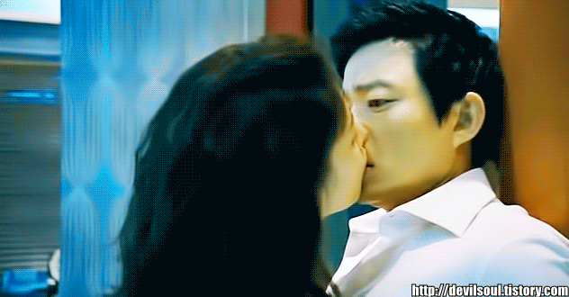 혀복동의 소핥기 키스 레전드 | 인스티즈