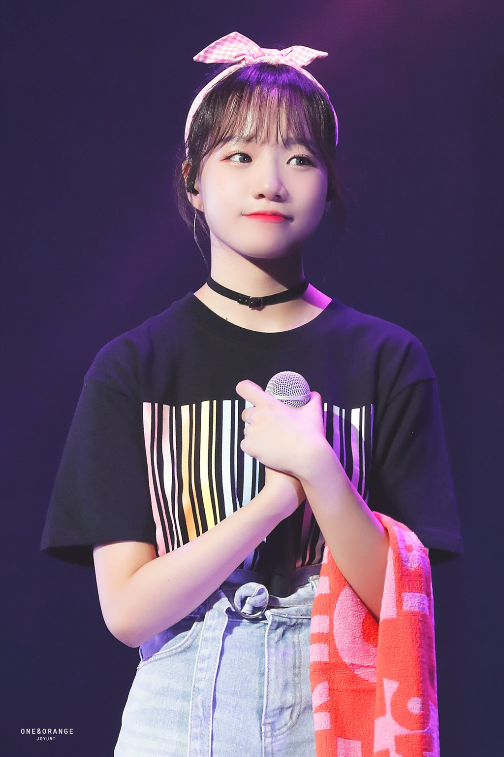 오늘은 아이즈원의 자랑스러운 메인보컬, 조유리의 19번째 생일입니다. 🎂 | 인스티즈