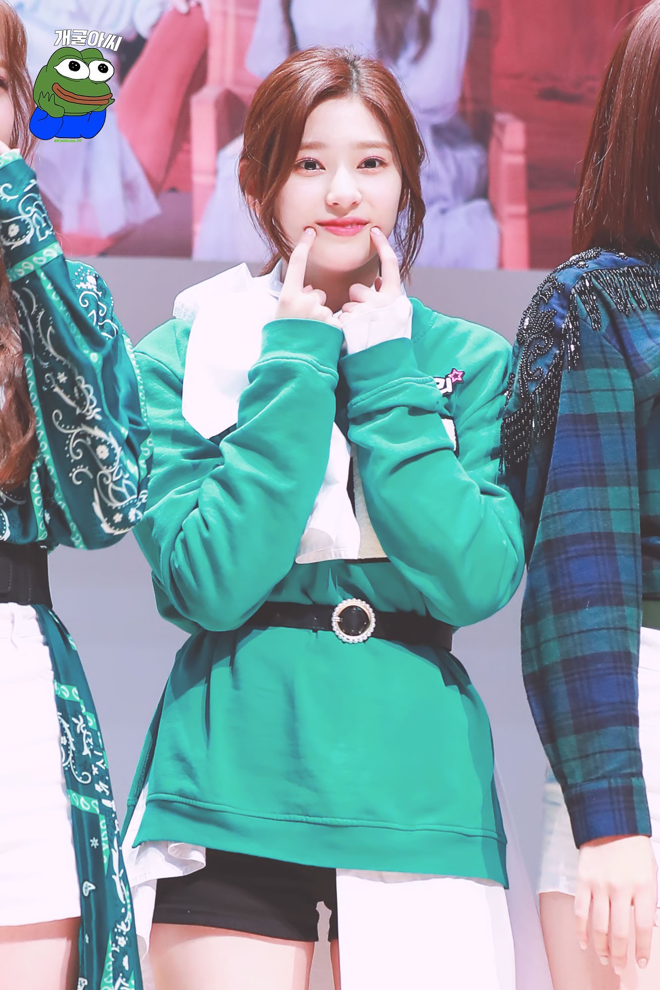 항상 어딘가 억울하고 애잔한 아이즈원 민주.jpg | 인스티즈