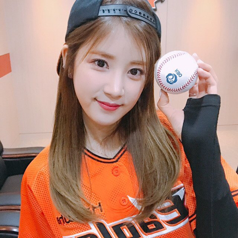 아침을 여는 롱모닝 에이핑크 초롱.jpg | 인스티즈