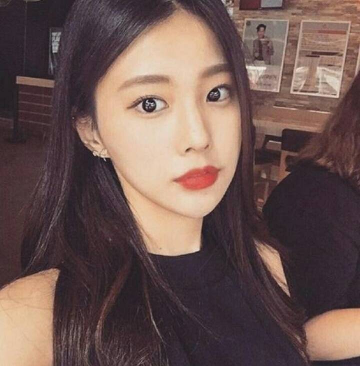 데뷔전 강혜원.jpg | 인스티즈