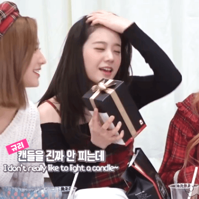 규리생일 컵홀더 포카를 받구와서 프로미스나인 규리 | 인스티즈