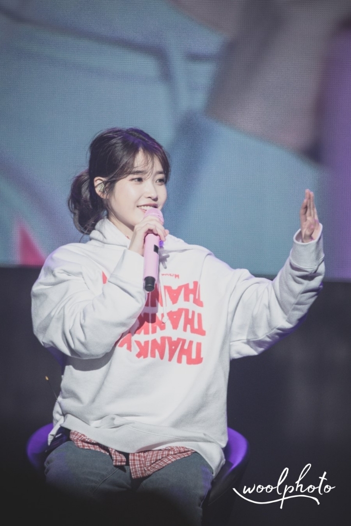 이제는 존경스러운 미친 사기 캐릭터 아이유 | 인스티즈