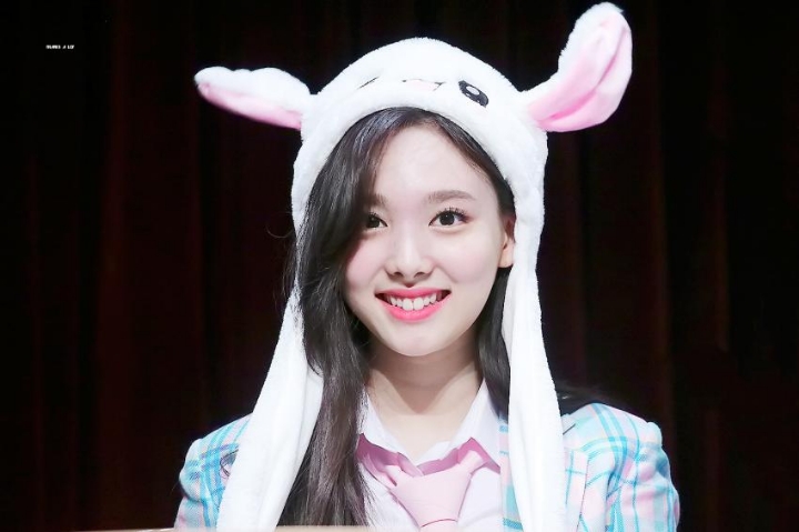 트와이스 나연 덕분에 강제 한류열풍 된 아이템 ㄷㄷㄷ | 인스티즈
