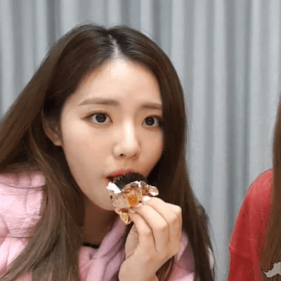 오늘자 프로미스나인 V앱 삐융즈.GIF | 인스티즈