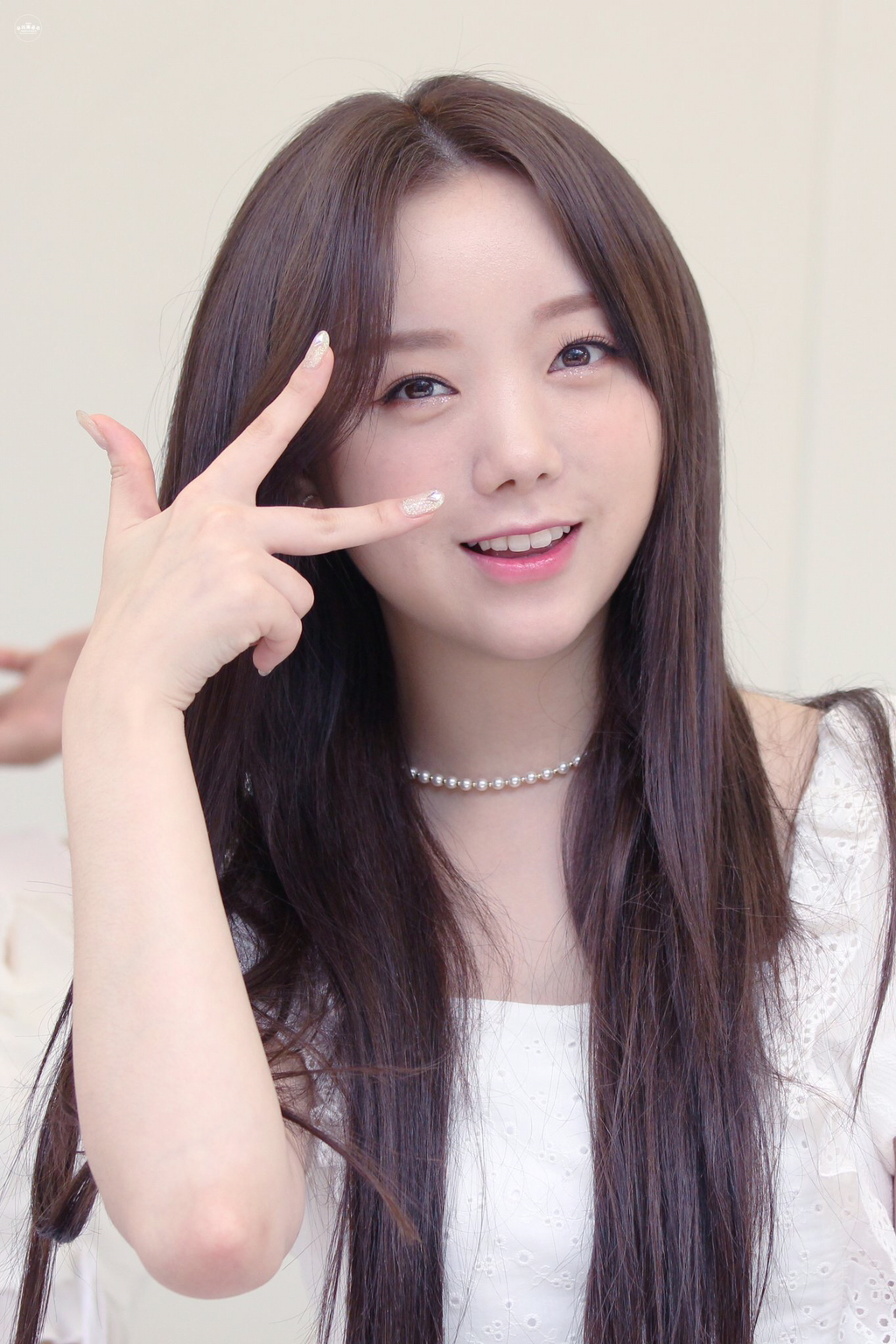 [러블리즈] 친구들이 회 먹으러 가자고 하길래 케이 | 인스티즈