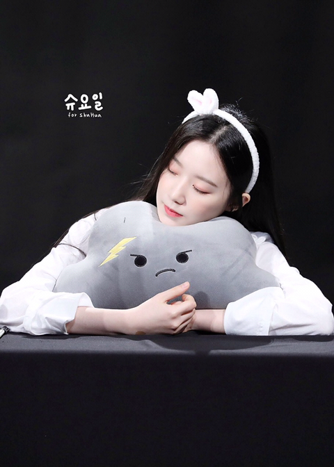 아침을 울리는 슈화 | 인스티즈