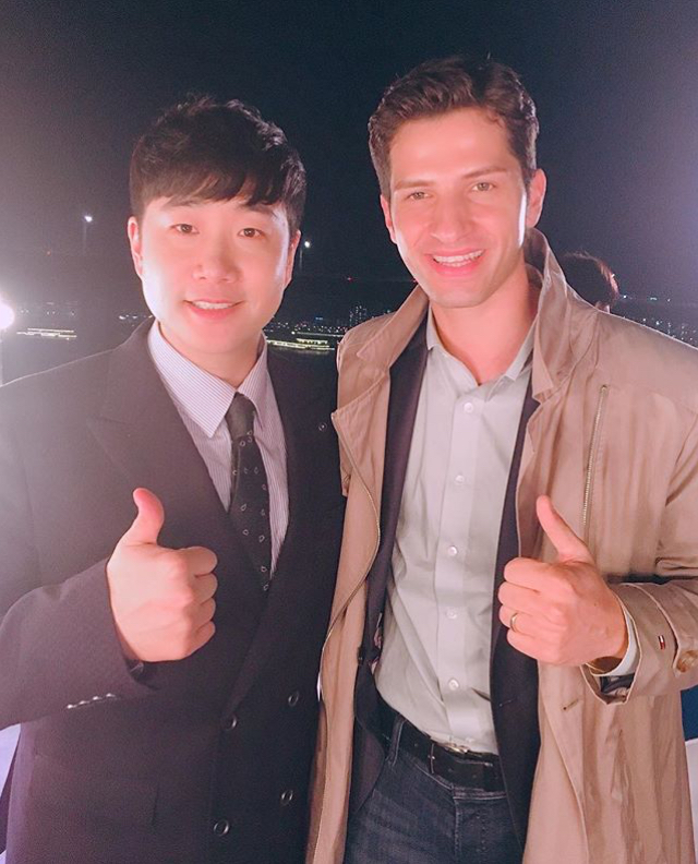 오늘자 알베르토, 572에게도 안꿀리는 배짱잘 | 인스티즈