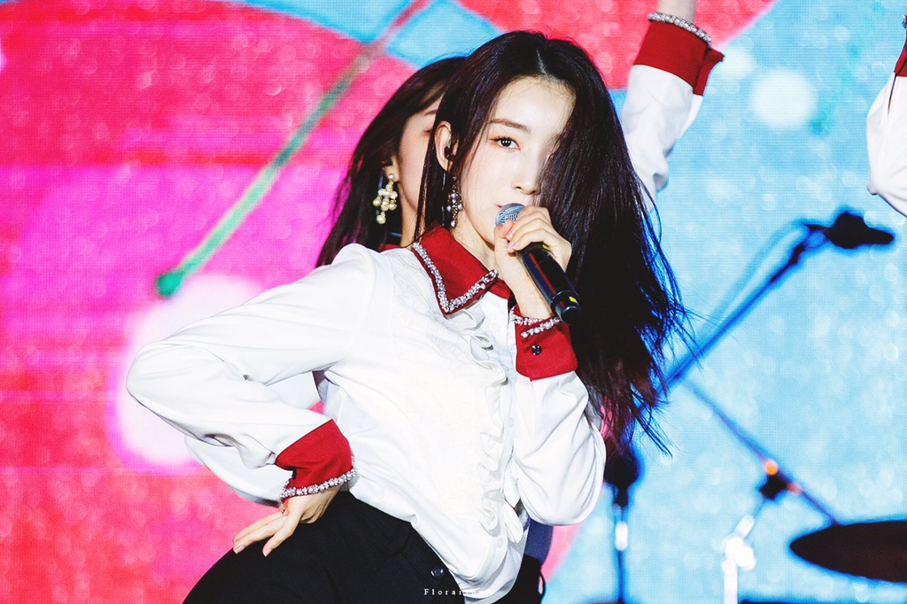 [구구단] 카페 앱 용량 제한 때문에 예전같이 많이 업로드를 못하니 아쉬워서 신보라 | 인스티즈