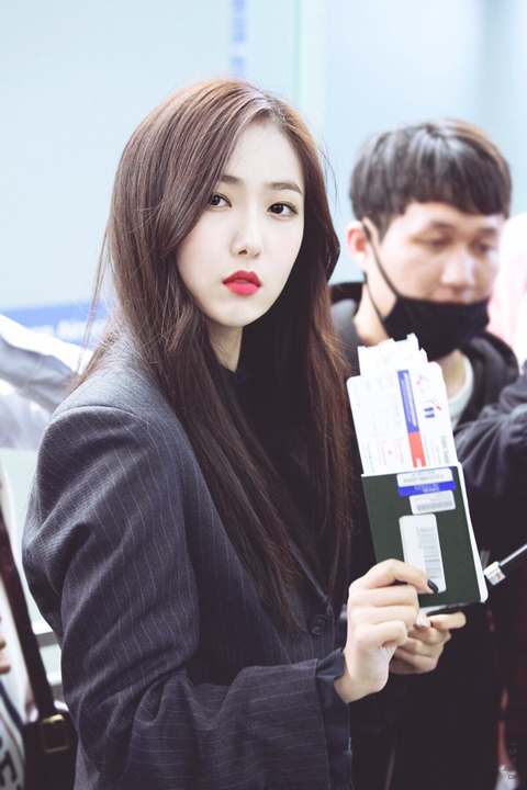 2018년 마지막 여자친구.jpgif | 인스티즈