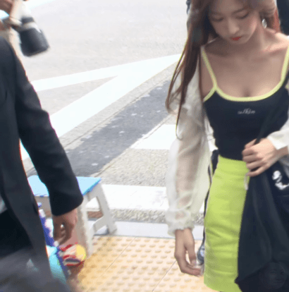 이목구비가 참 시원시원한 이채영.jpgif | 인스티즈