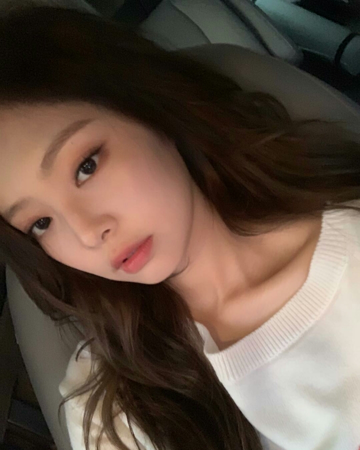 오늘자 블랙핑크 제니 인스타사진 | 인스티즈