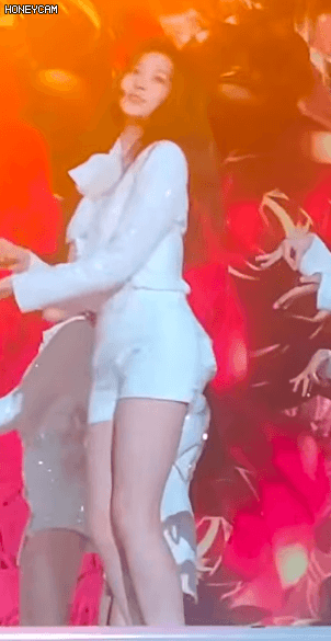 밍구리..민주 전신샷 움짤 (아이즈원) | 인스티즈