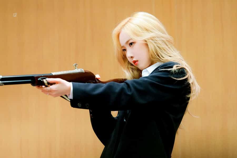 야심한 시간에 보니까 은근히 미인인 듯한 여자친구 신비.jpgif | 인스티즈