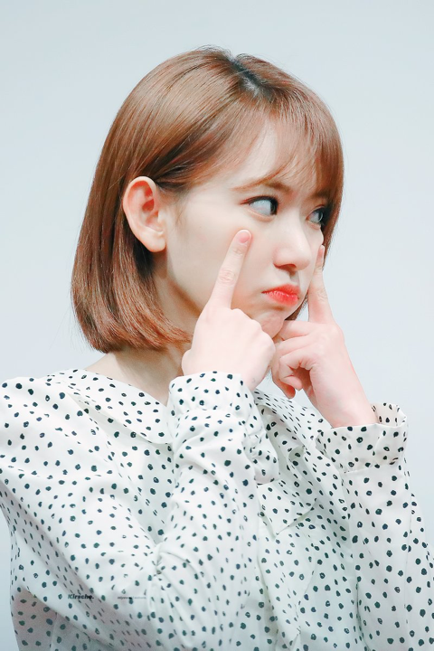 아이즈원) 미야와키 사쿠라.. 진짜 예뻐 | 인스티즈