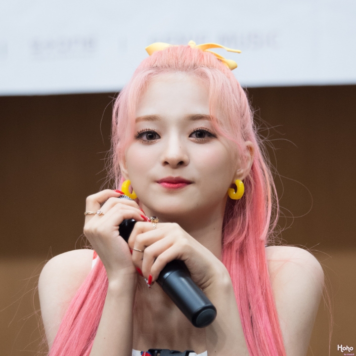 [프로미스_9] 아침을 여는 이나경.gif | 인스티즈