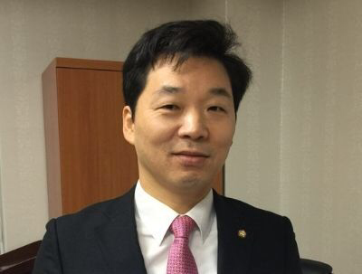 김병관"PC방 살인 사건, 국민들 관심 가질 사건 아냐"…누리꾼"국회의원으로서 할 말도 아냐" | 인스티즈