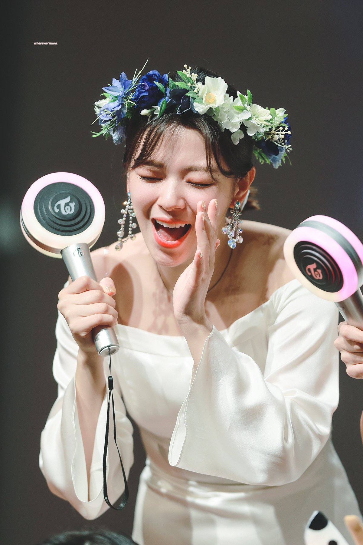 화관쓴 트와이스 정연이.jpg | 인스티즈