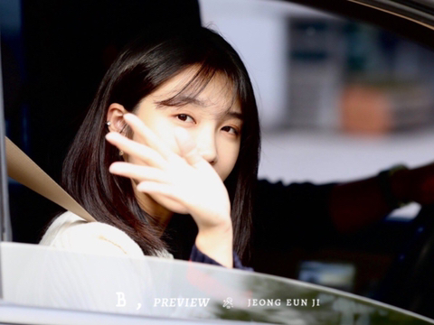 가디건 입은 믕DJ 에이핑크 정은지.jpg | 인스티즈