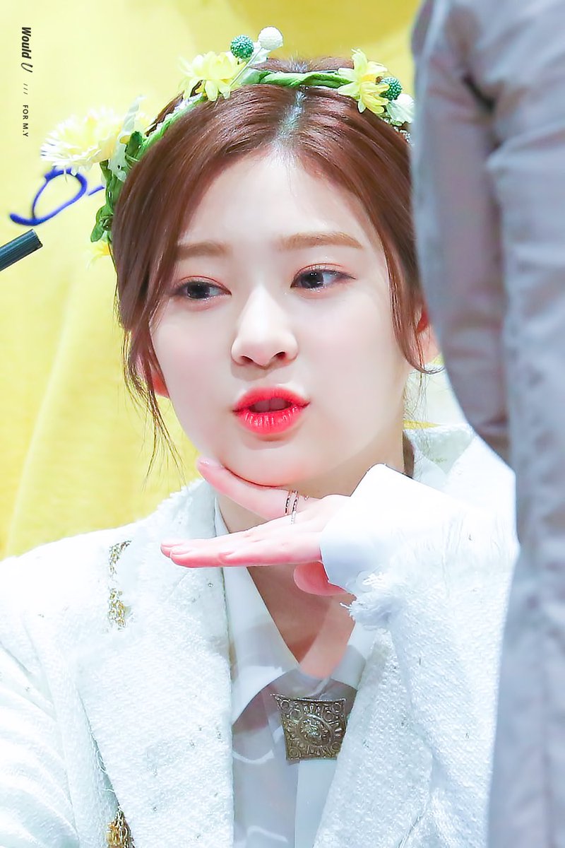 아이즈원의 밍구리 김민주.jpgif | 인스티즈