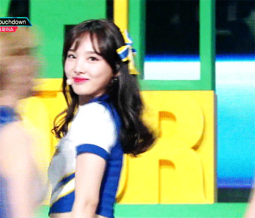 나연이 과즙상이란 말을 듣는 이유 gif | 인스티즈