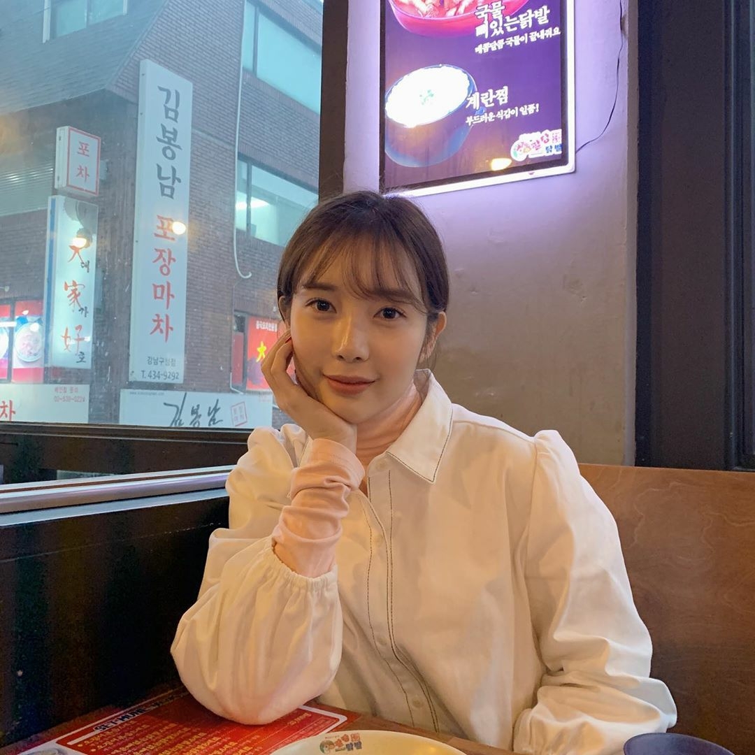 오늘자 에이프릴 윤채경 인스타 | 인스티즈