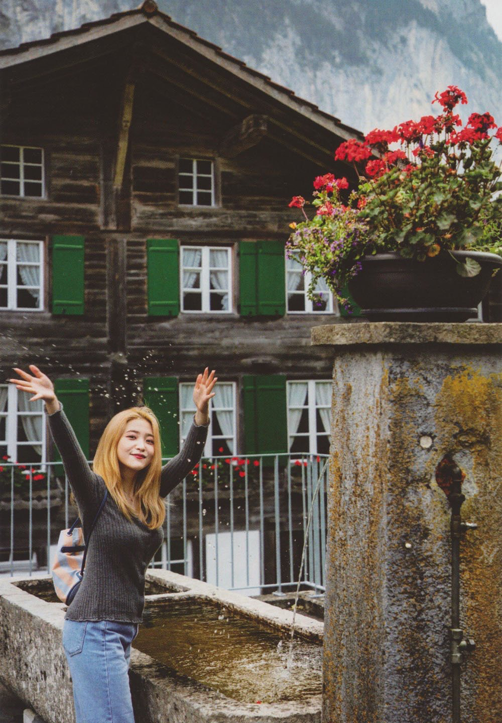 여행잡지에 실린 레드벨벳의 스위스 여행 | 인스티즈