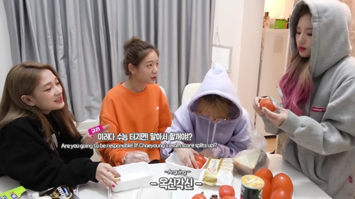 이채영 수능 도시락 만들던 프로미스나인 깨알 장면.jpg | 인스티즈