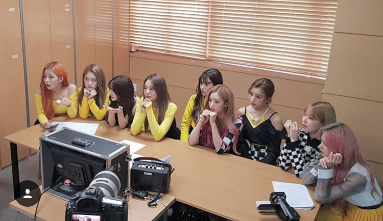 프로미스나인 스쿨오브락사진 | 인스티즈