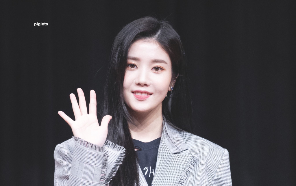 [아이즈원] 아직 크리스마스 계획은 크게 없어서 권은비 | 인스티즈