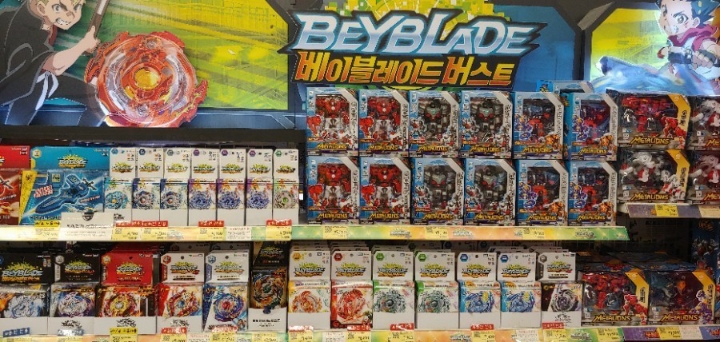 아빠가 갑자기 아버지가 되고. 엄마가 갑자기 어머니가 되는 마법의 공간 | 인스티즈