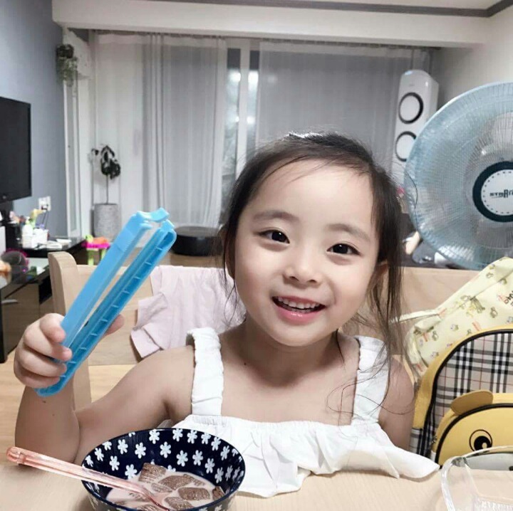태어날 때부터 미모 만렙이던 아기 | 인스티즈