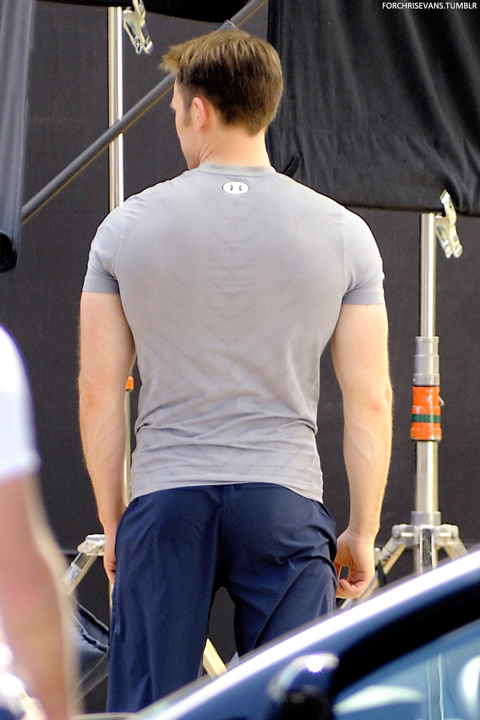 크리스 에반스(캡틴 아메리카) 피지컬.gif | 인스티즈