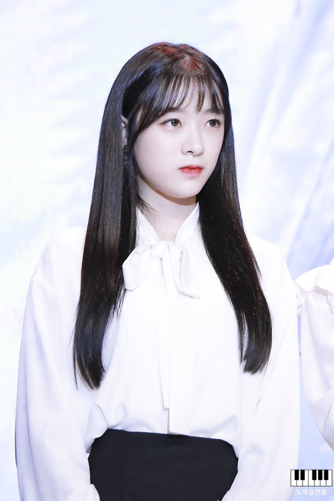 에이프릴 이진솔 | 인스티즈