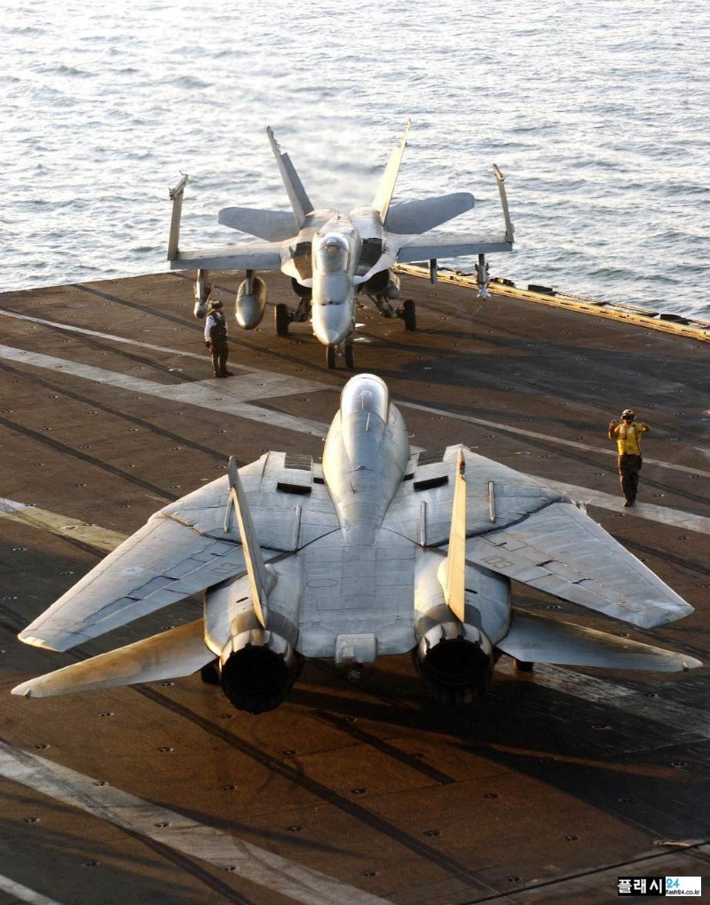 개인적으로 가장 좋아하는 전투기 디자인 | 인스티즈