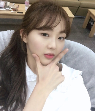 은근히 이쁜 배우 금새록 | 인스티즈