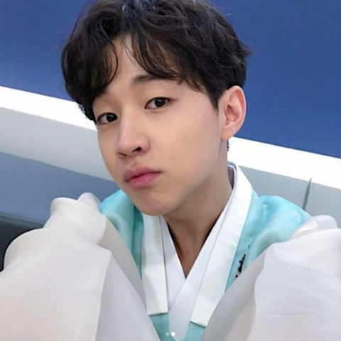 나름 좋아하는 섹시아이돌 | 인스티즈