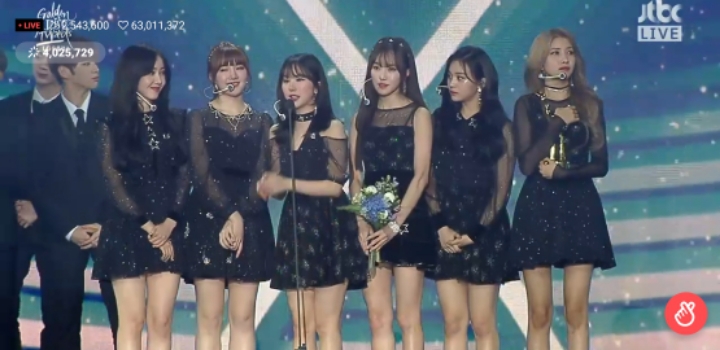 190105 골든디스크어워즈 어워즈 레전드 찍은 여자친구.jpg | 인스티즈