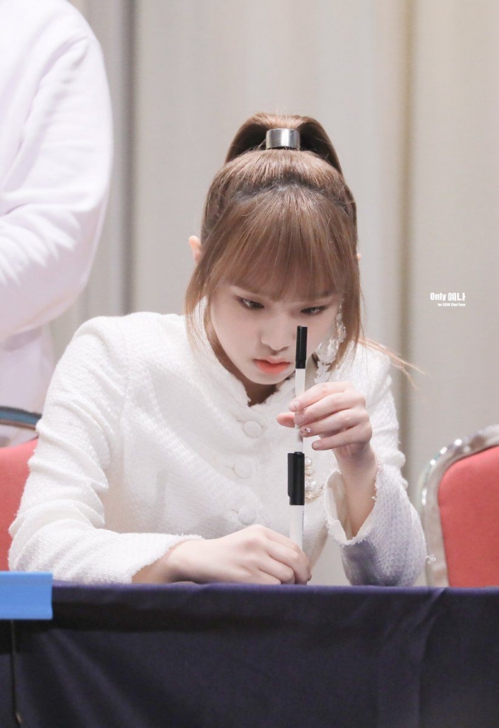 어린이날에 어울리는 어린이 예나.jpgif | 인스티즈