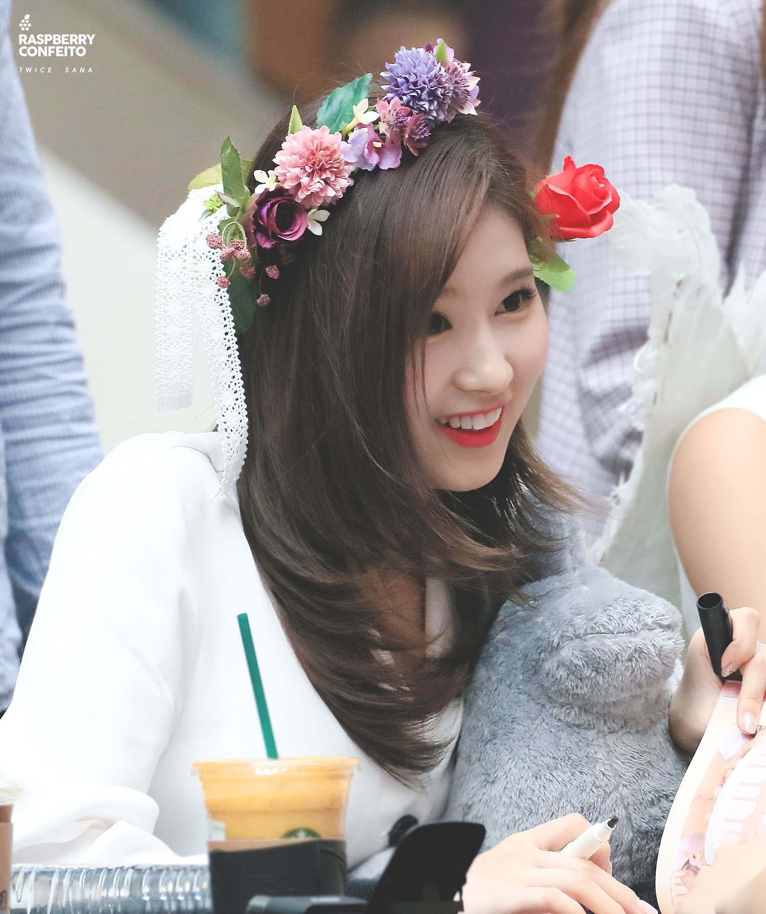 오늘 생일을 맞은 트와이스 사나.jpg | 인스티즈