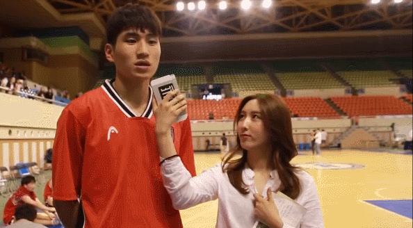 설레게 하는 남자.gif | 인스티즈