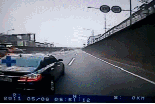 고속도로 미친x 참교육.gif | 인스티즈