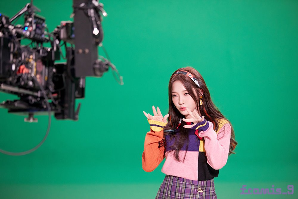 눈빛이 매력적인 아이돌 | 인스티즈