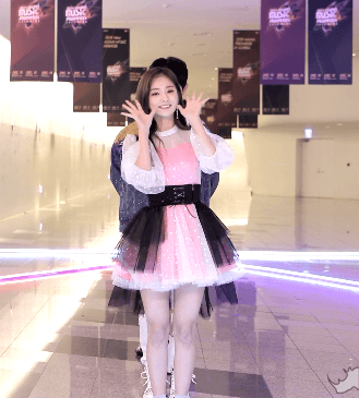 뮤뱅 대기가 길어져서 프로미스나인 이나경 | 인스티즈